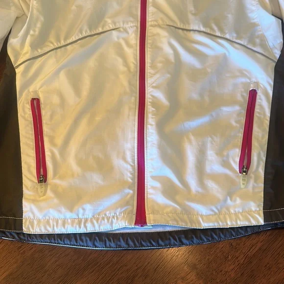 The North Face Jacket - Picture 3 of 15